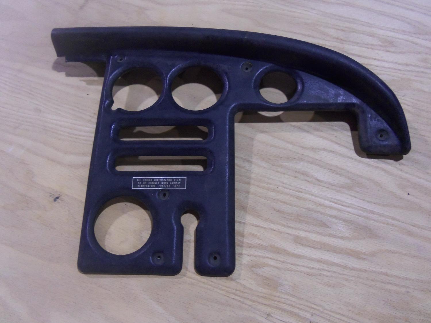 PIPER CHEROKEE PA28-140 RH INSTRUMENT PLASTIC COVER
